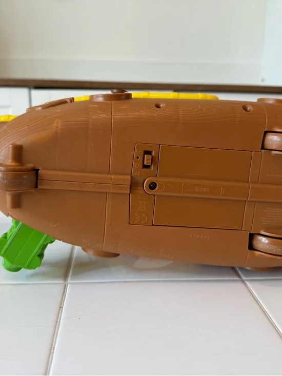 Disney Jake & The Neverland Pirate Ship & Telescope Lot -Ship Talks & Sings 2011 - Picture 10 of 11